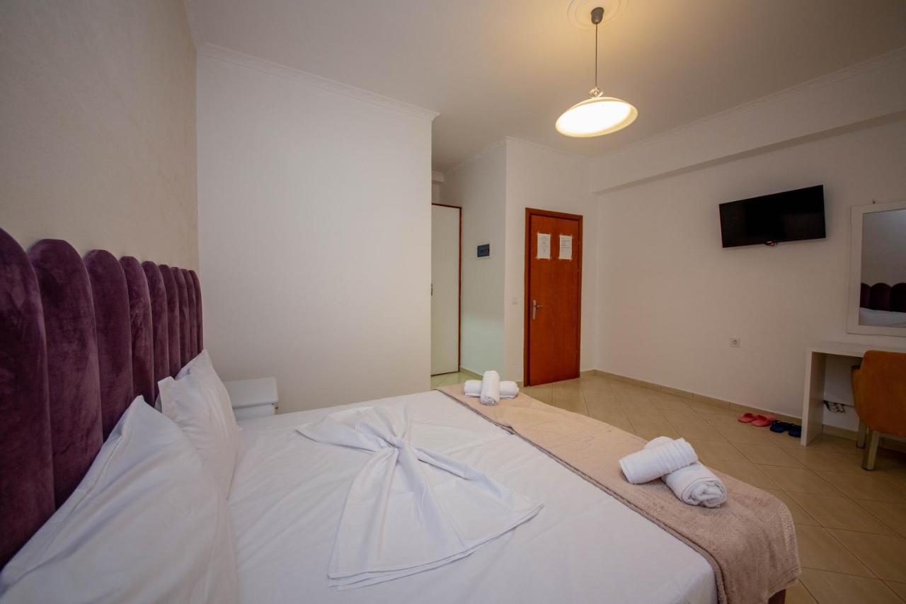 Hotel Keliani Sarandë Buitenkant foto